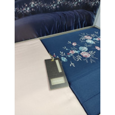 Piraye Lacivert сатинова постіль з вишивкою.  розмір. Dantela vita Туреччина.