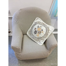 Altinkoza. Bordo чохли на диван та крісла зі спідницею.