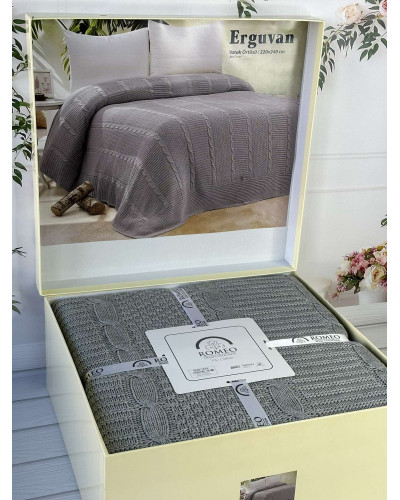 Erguvan gri в'язаний акріловий плед. Romeo Home Туреччина.