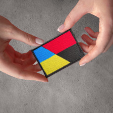 Набір шевронів 2 шт на липучці Прапор України УПА 8х5,5 см вишитий патч нашивка