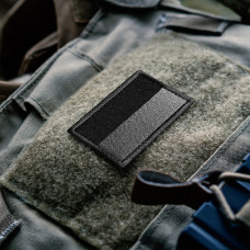 Набір шевронів 2 шт на липучці Прапор України 3,5х6 см чорний вишитий патч нашивка