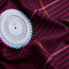 Тканина костюмна Карта вишня/чорна