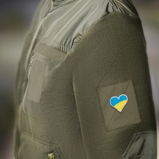 Шеврон на липучці прапор України 6х6,5 см у формі серця, вишитий патч нашивка