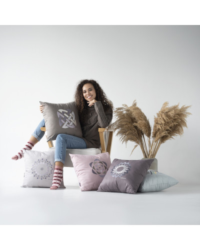 Подушки IDEIA    ID8-32196*001 купити у Postel.biz.ua