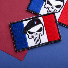 Набір шевронів 2 шт з липучкою Череп на Прапорі Франції 5х8 см вишитий патч нашивка Франція Punisher