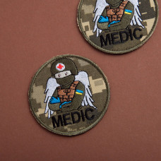 Набір шевронів 2 шт на липучці MEDIC піксель 7,5х7,5 см, вишитий патч шеврон нашивка медична