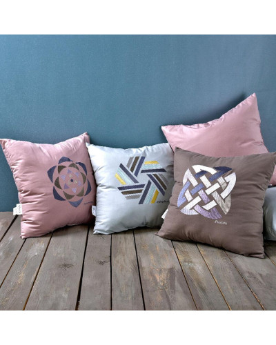 Подушки IDEIA    ID8-32196*004 купити у Postel.biz.ua