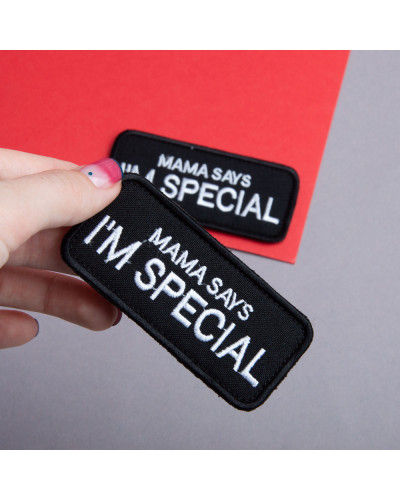 Набір шевронів 2 шт з липучкою "Mama says I am special" 4x9 см "Мама каже, я особливий" вишитий патч шеврон