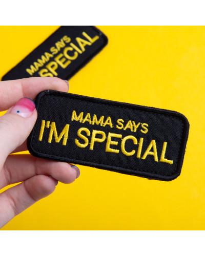 Набір шевронів 2 шт з липучкою "Mama says I am special" 4x9 см "Мама каже, я особливий" вишитий патч шеврон