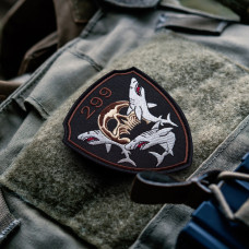 Набір шевронів 2 шт на липучці 299 бригада тактической авиации Украины Череп с акулами чорний 9х10 см, вышитый