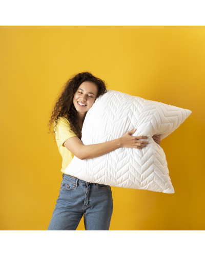 Подушка NORDIC COMFORT IDEIA 60х60 см чохол стьобаний антиалергенне волокно біла