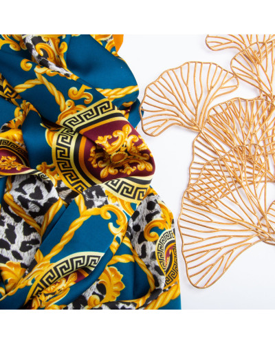 Тканина для одягу Атлас шовк з малюнком, 145 см, 90 г/м2, ніжна, легка тканина шанель т/синя