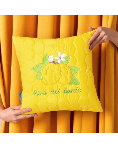 Подушка декоративна 40х40 Лимони IDEIA з вишивкою антиалергенна жовта