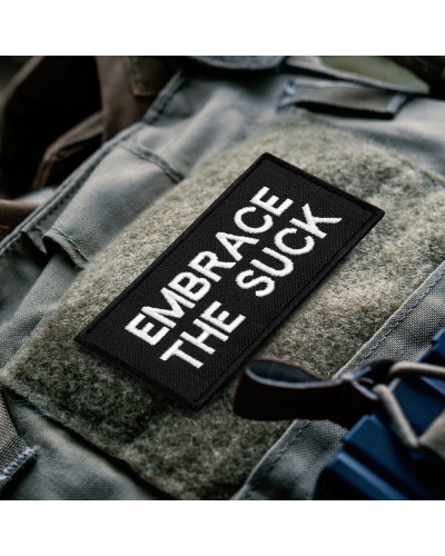 Набір шевронів 2 шт. з липучкою Embrace the suck 4х8 см вишитий патч шеврон нашивка