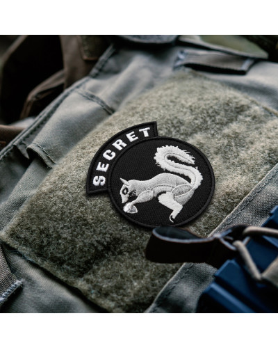 Шеврон на липучці Secret Squirrel 7,5×8,5 см вишитий патч, нашивка, шеврон Білка Розвідка