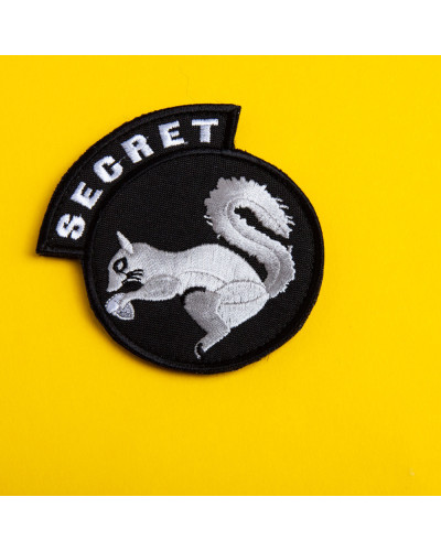 Шеврон на липучці Secret Squirrel 7,5×8,5 см вишитий патч, нашивка, шеврон Білка Розвідка