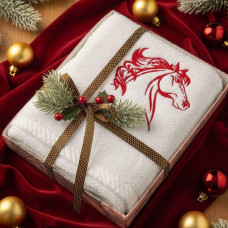 Рушник з вишивкою конячки Рік Коника 50х90 см в подарунковому пакованні, бавовна