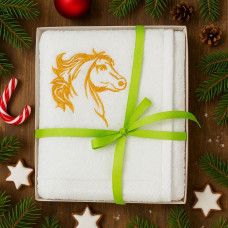 Рушник з вишивкою конячки Рік коника 50х90 см в подарунковому пакованні, бавовна коник жовтий