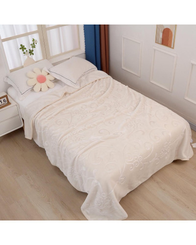 Плед акриловий з тисненням Colorfu Home молочний (200х230)