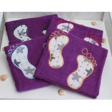 Рушник махровий Ніжки колір: фіолетовий (Туреччина)