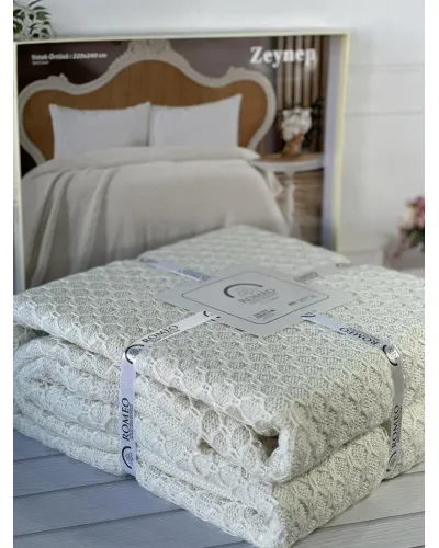 Zeynep krem в'язаний акріловий плед. Romeo Home Туреччина.